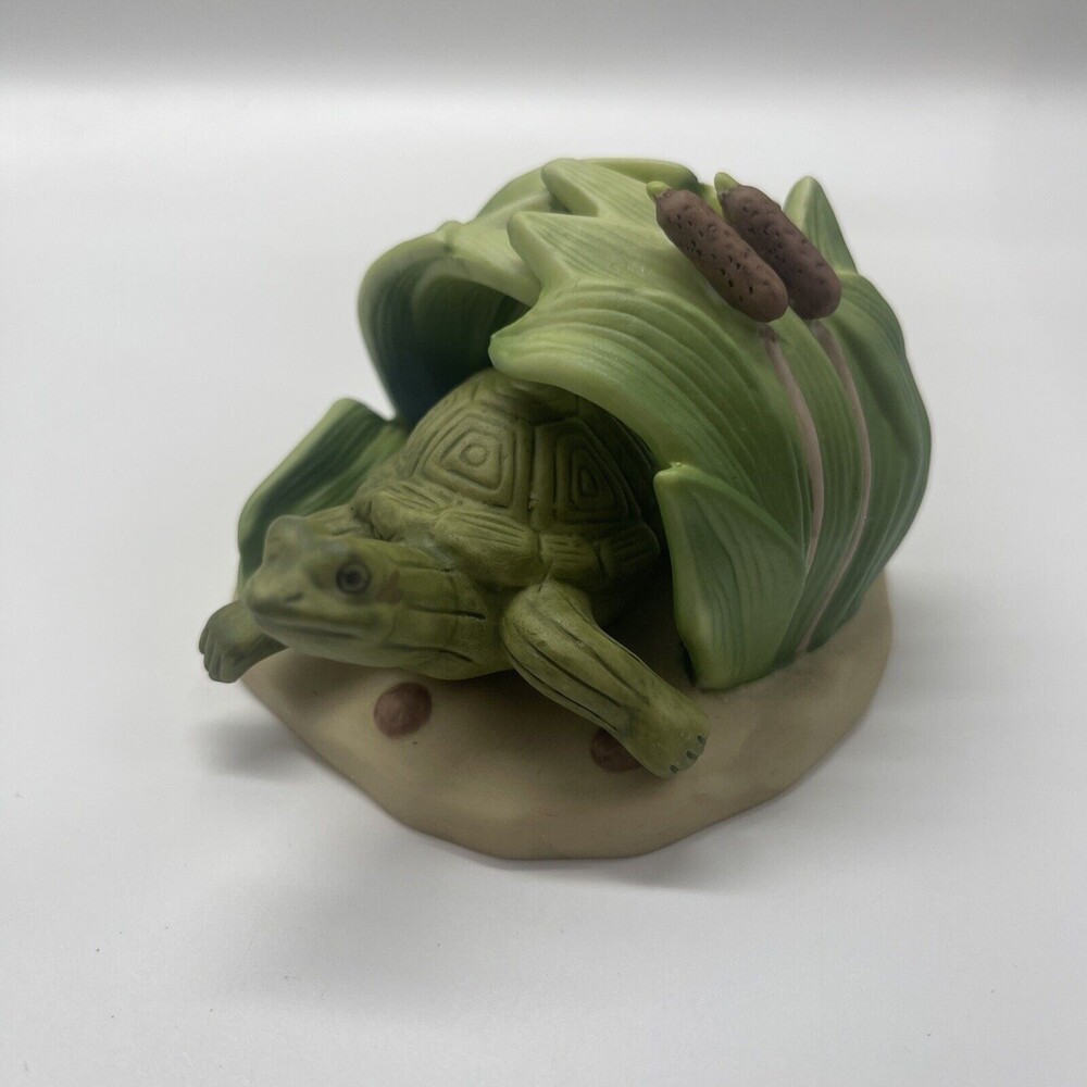 Franklin Mint Woodlands Surprises 1984 TURTLE Porcelain Figurine In Original Box - Picture 2 of 10